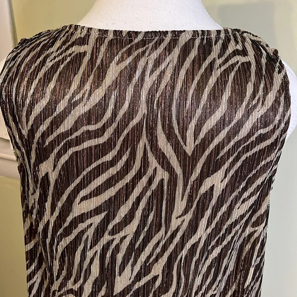 Anthropologie Eri + Ali metallic faux wrap sleeveless elastic waistband blouse - Picture 16 of 17